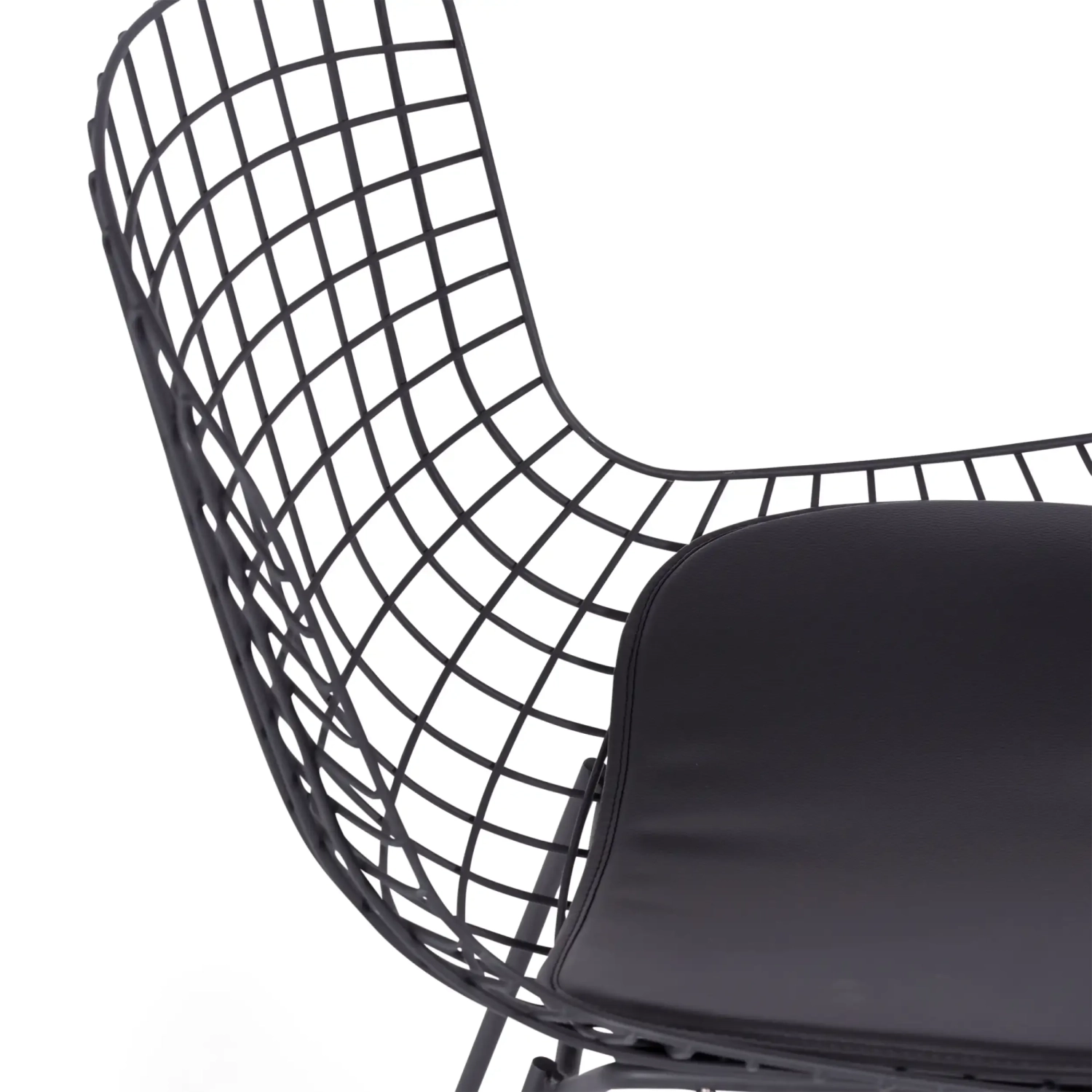 Bertoia Chair in Black Steel Replica - Metal Chairs - Mueble Design