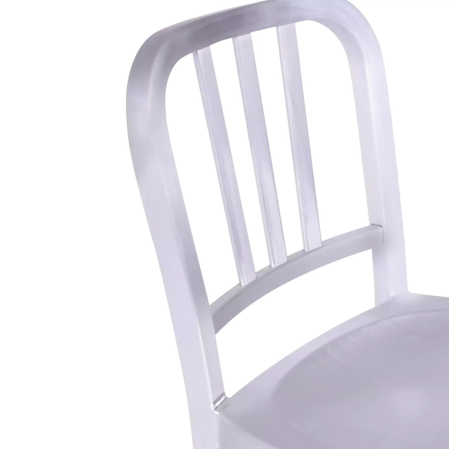 Replika av pall i aluminium - ikonisk industridesign