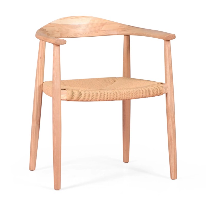 Réplica da cadeira de Hans J. Wegner em madeira de freixo