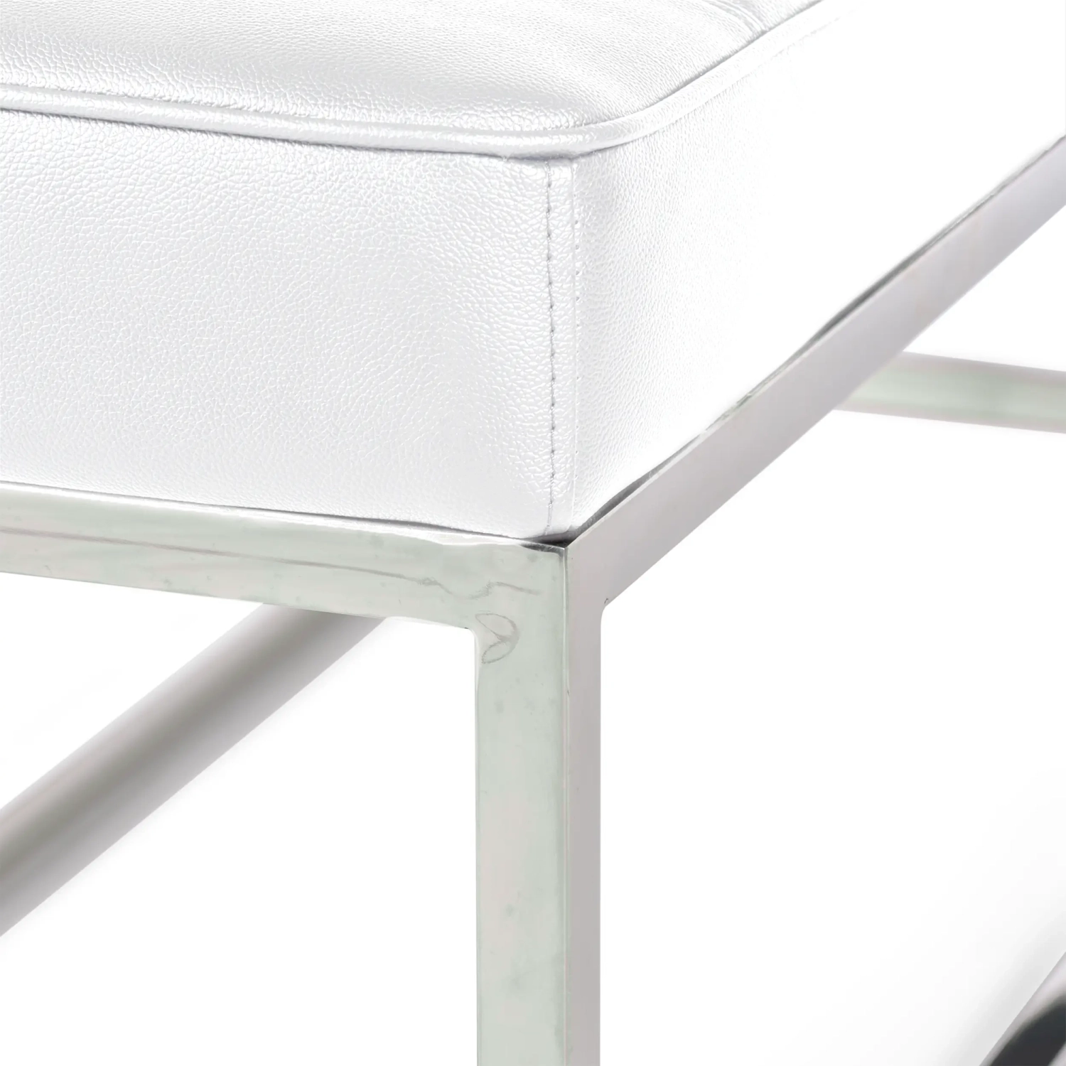 Praga designbänk i kromad stålplåt och konstläder | Modern stil