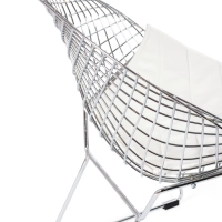 Replica della sedia Diamond in acciaio cromato e cuscino in similpelle - Collezione Bertoia
