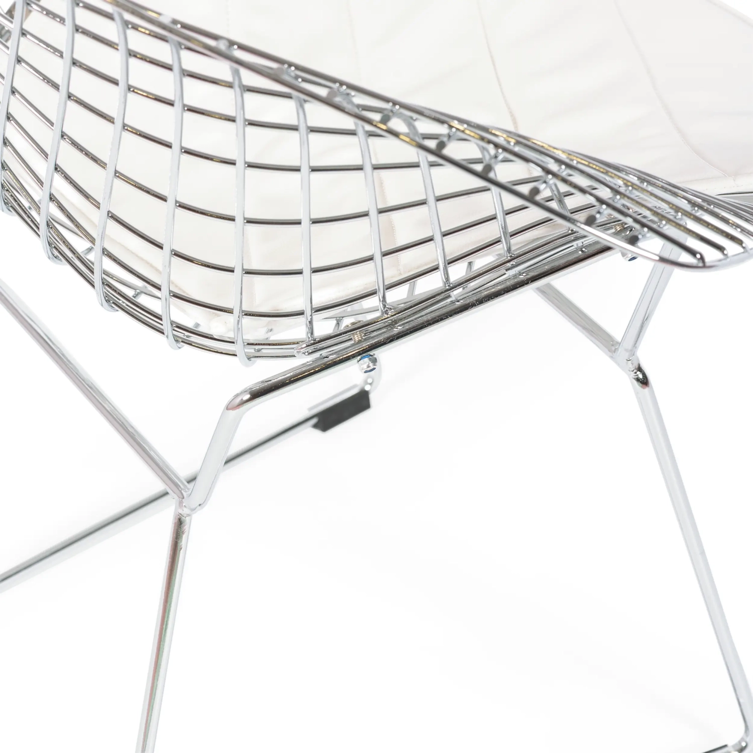 Réplica silla Diamond de acero cromado y cojín en polipiel - Colección Bertoia