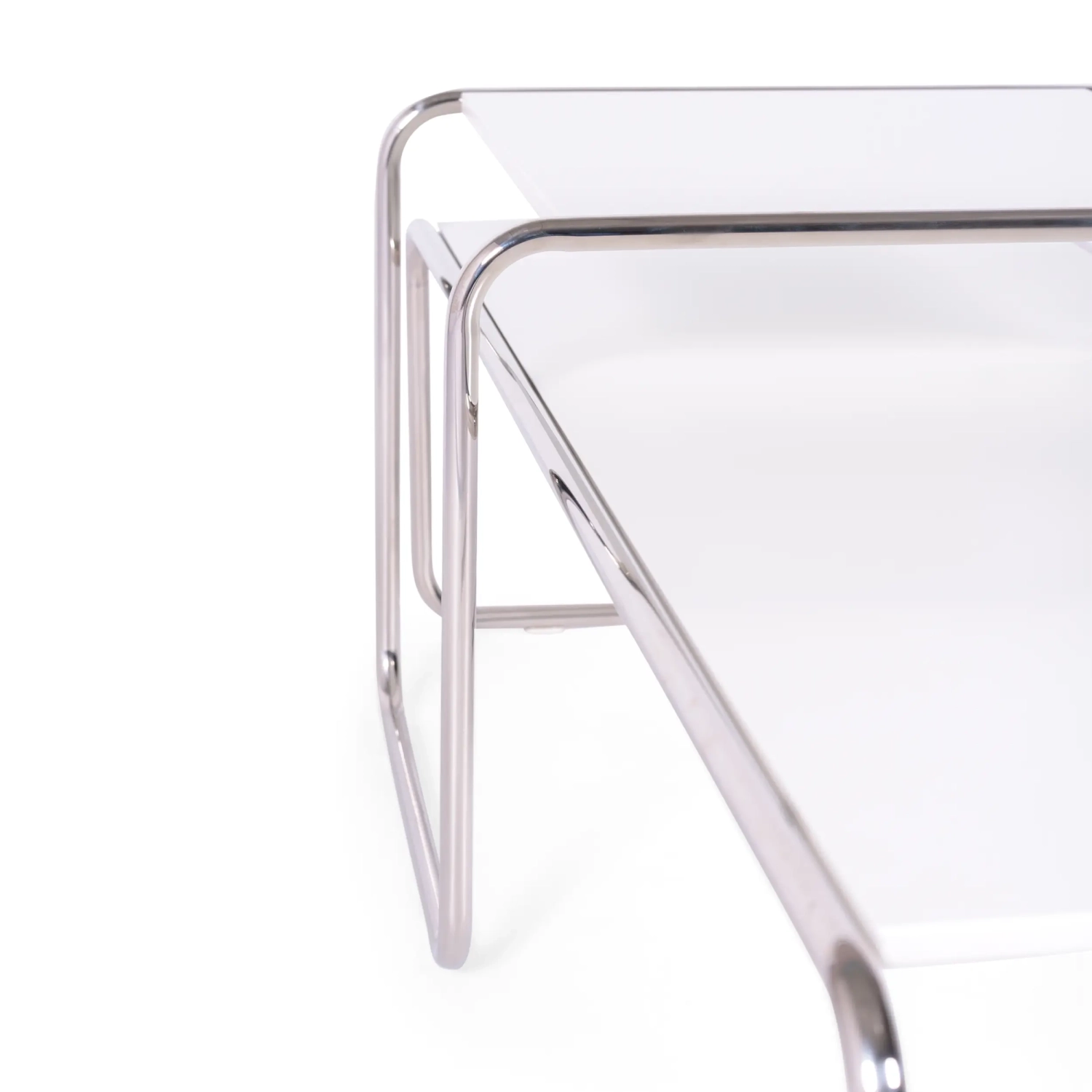 Set di tavolini d'ispirazione Laccio Breuer | Bauhaus Design | Tavolini da caffè e laterali