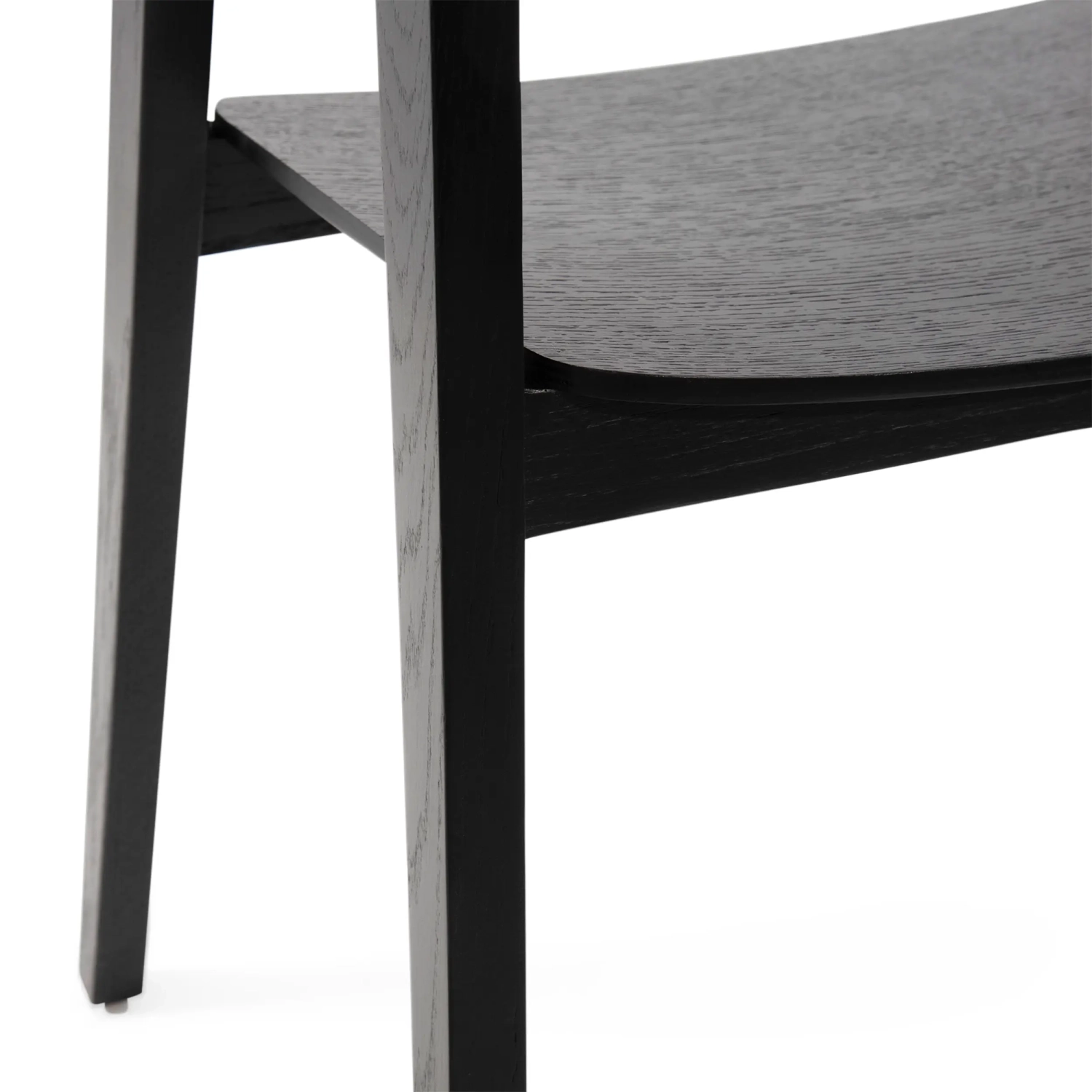 Nordic Oak Chair with Arms Soho | Skandinaavinen minimalistinen muotoilu | Scandinavian Minimalist Design