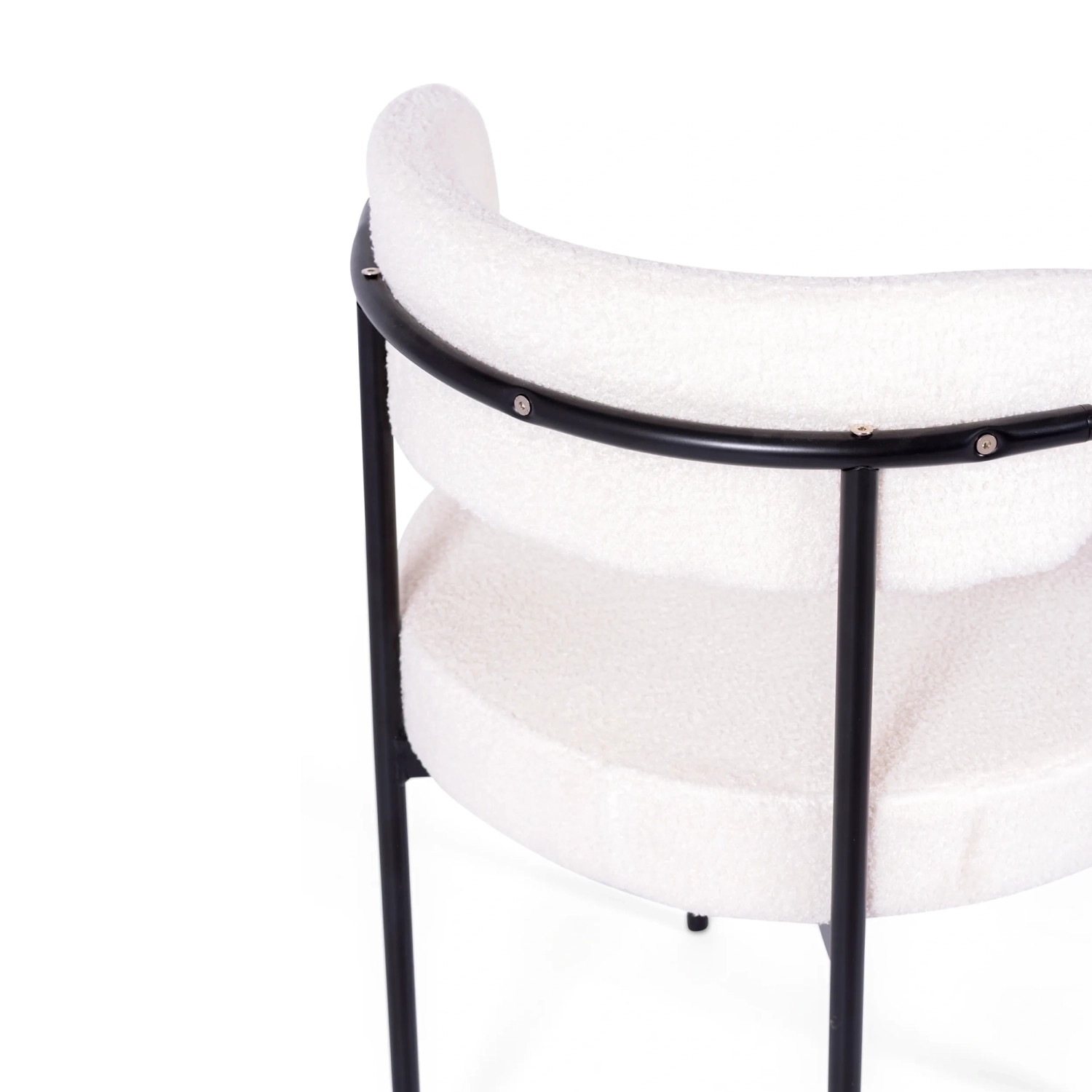 Cadeira Lenine estofada em veludo - design elegante e moderno 🪑
