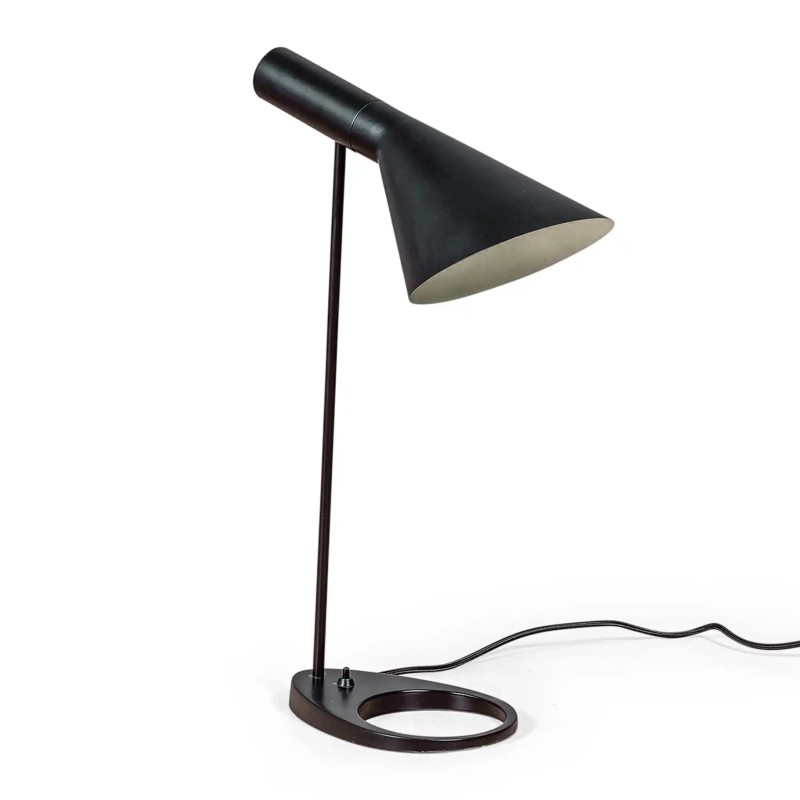 Jhon Designer Tischlampe
