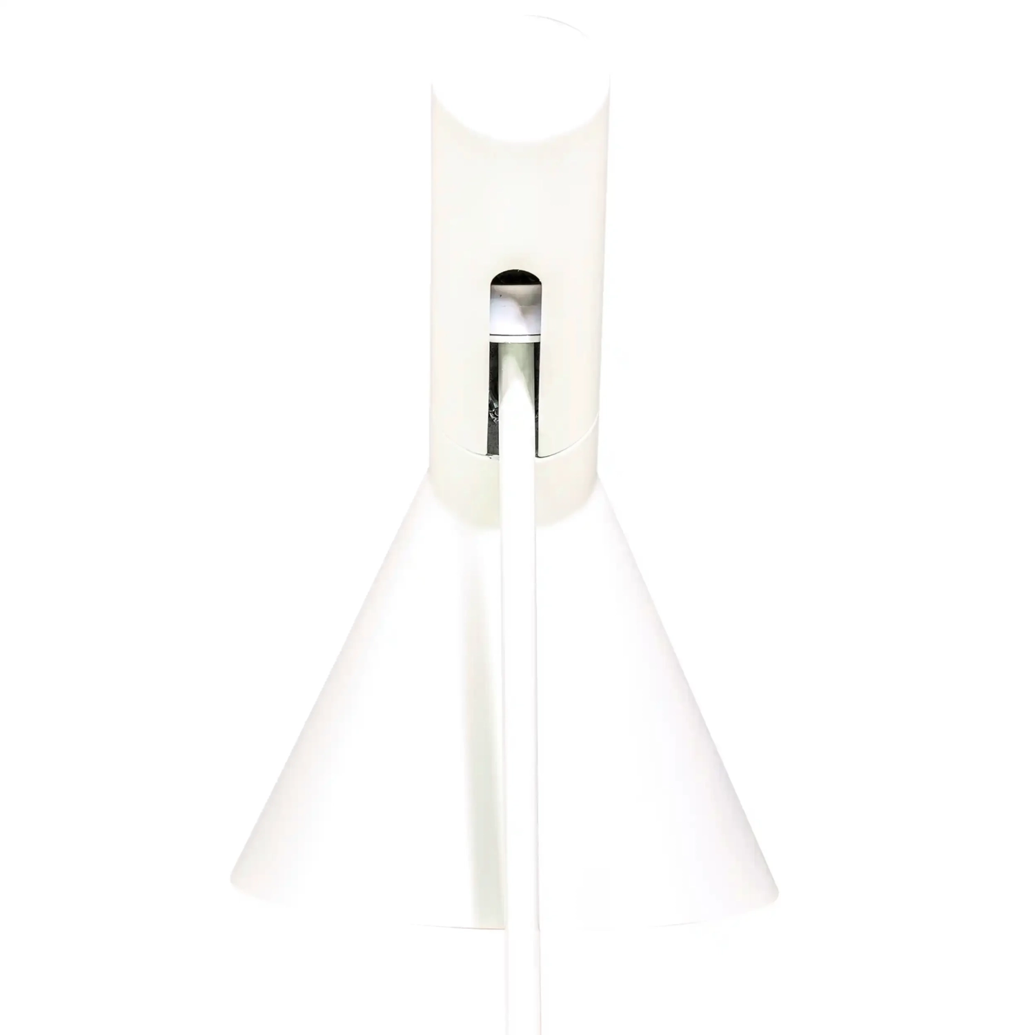 Candeeiro de mesa Jhon: design inspirado em Arne Jacobsen em aço