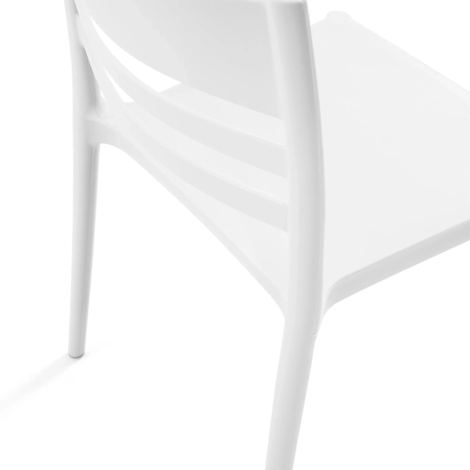 Silla apilable de polipropileno apta para exterior - Creta