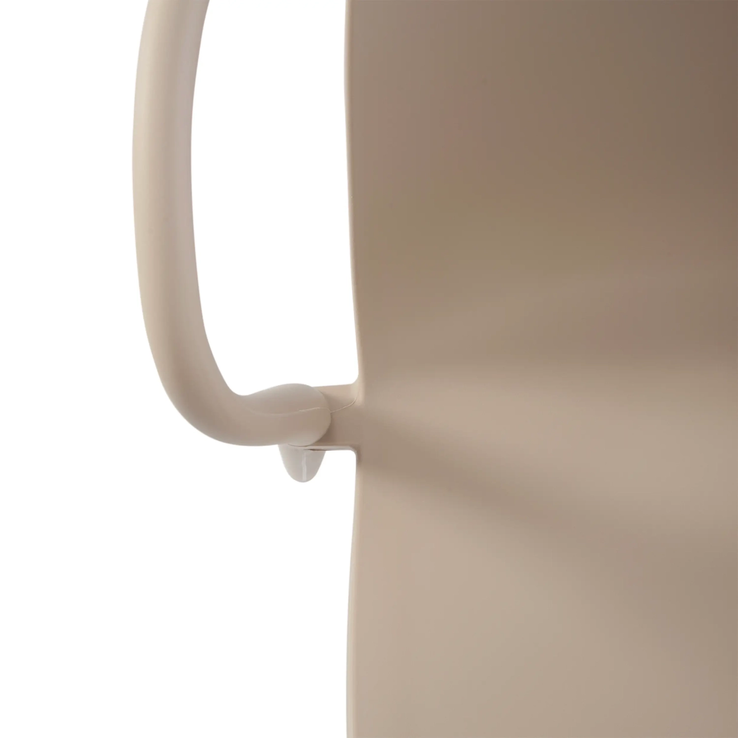 Sztaplowane krzesło z podłokietnikami do wnętrz i na zewnątrz - Pierre