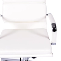 Sedia da ufficio in pelle italiana Task con schienale alto e design elegante