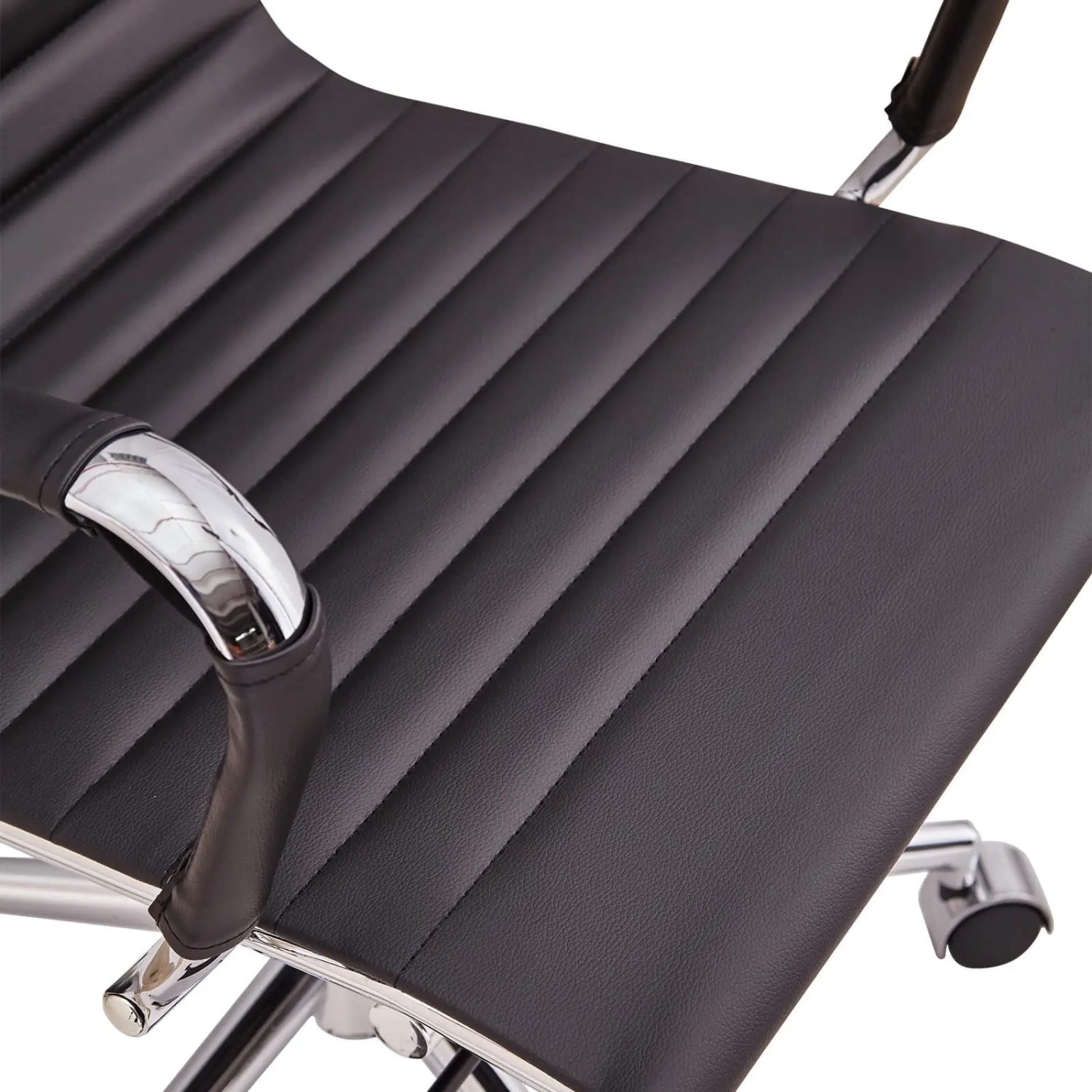 Sedia da ufficio Task con schienale basso in pelle italiana - Stile e comfort