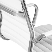 Úkolová italská kožená kancelářská židle s nízkým opěradlem | Styl a pohodlí