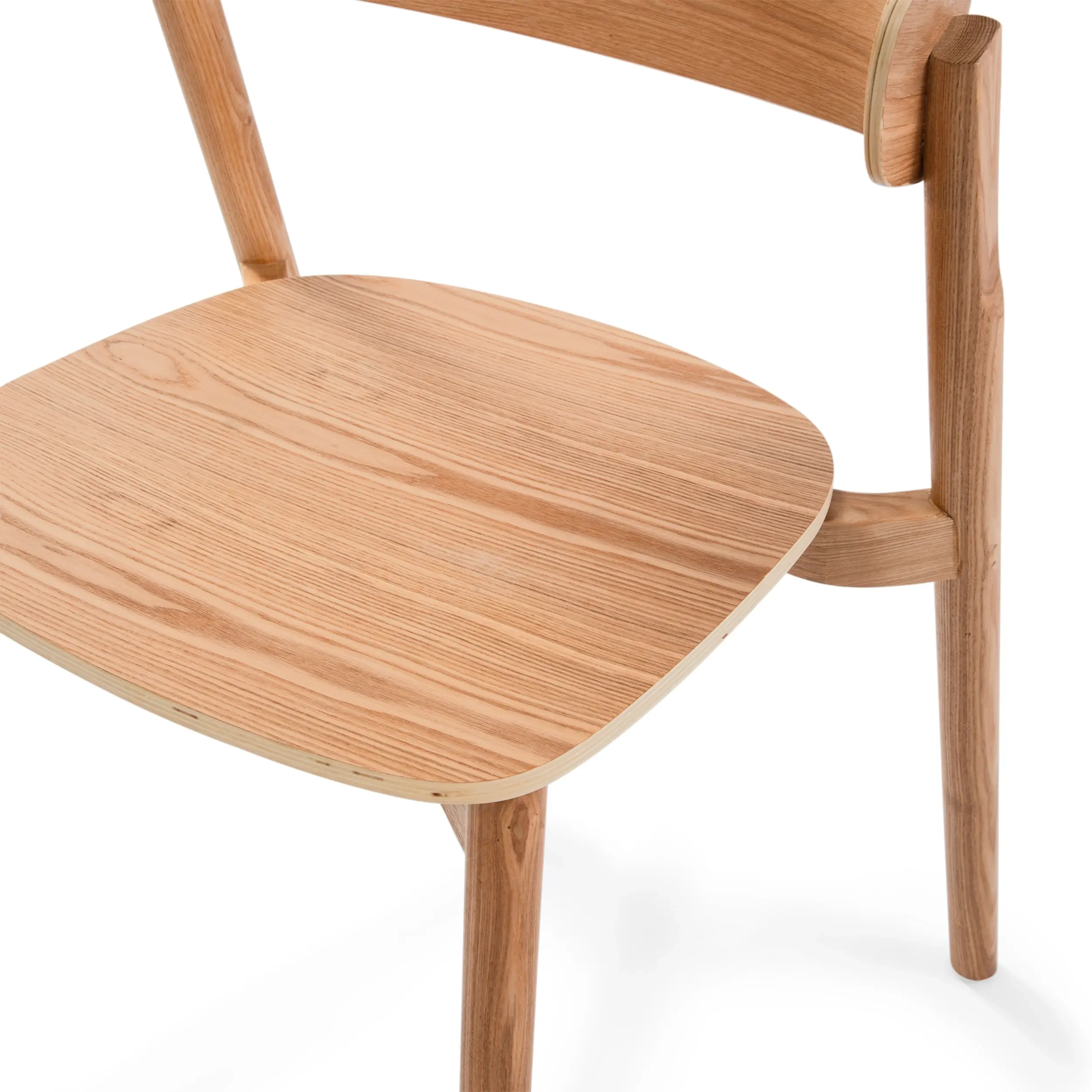 Ruokapöydän tuoli Notorius luonnon saarni | Elegantti design skandinaavinen