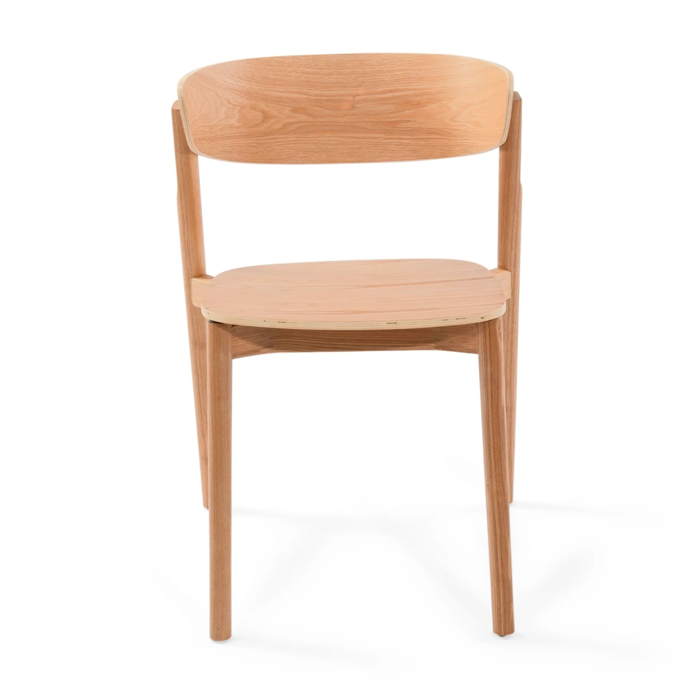Eetkamerstoel Notorius van natuurlijk essenhout | Elegant design scandinavisch