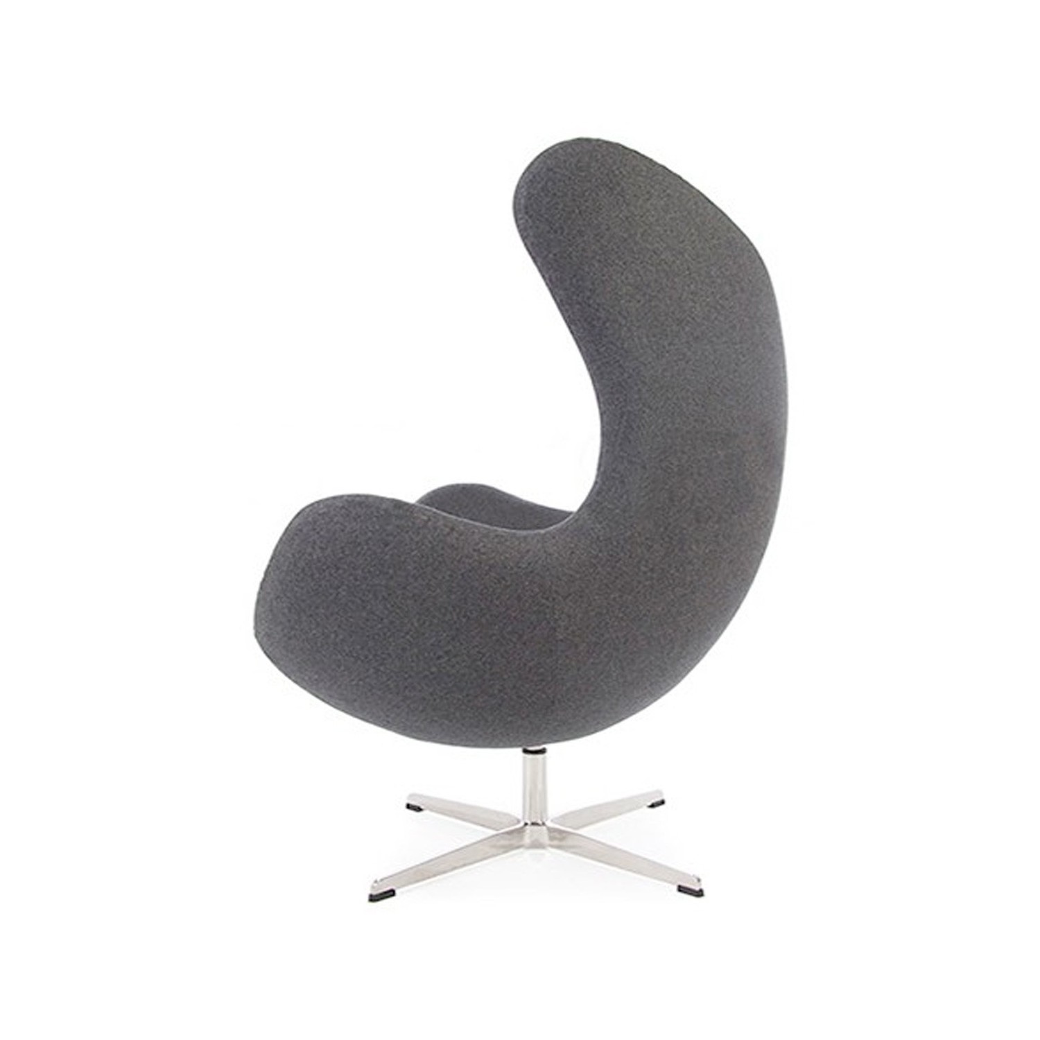 Replica Egg Chair met voetensteun van ontwerper Arne Jacobsen