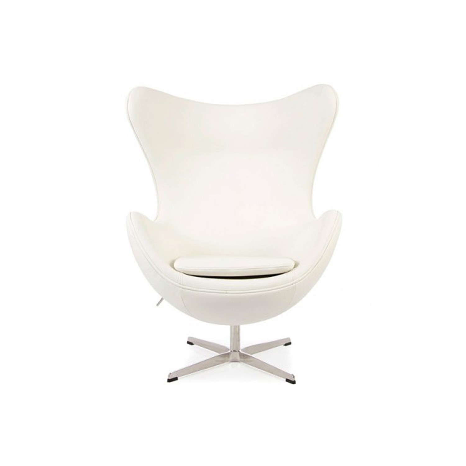 Replika skórzanego fotela jajecznego autorstwa projektanta Arne Jacobsen
