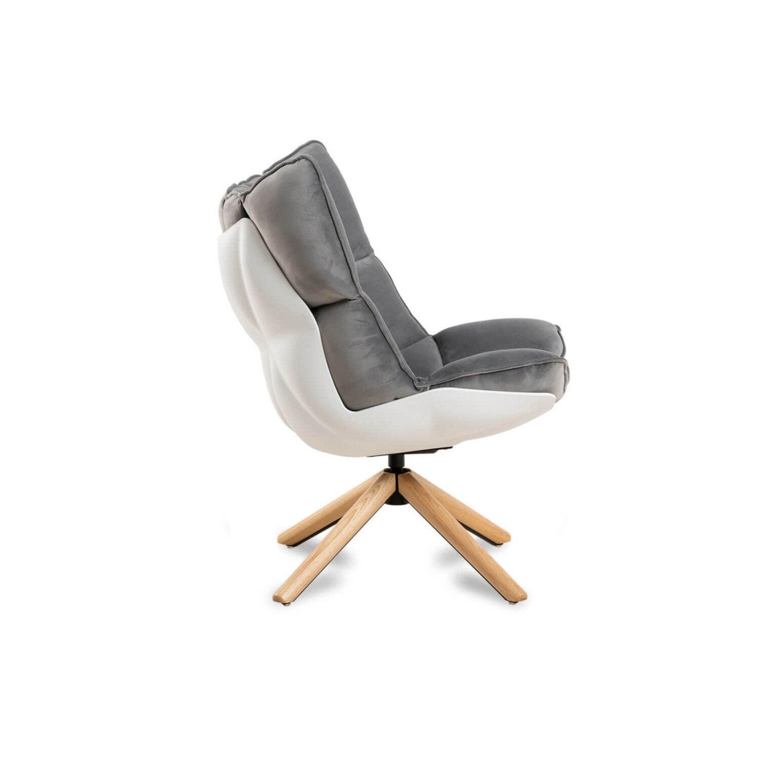 Replica van de Husk design fauteuil van de magnifieke ontwerper Patricia Urquiola