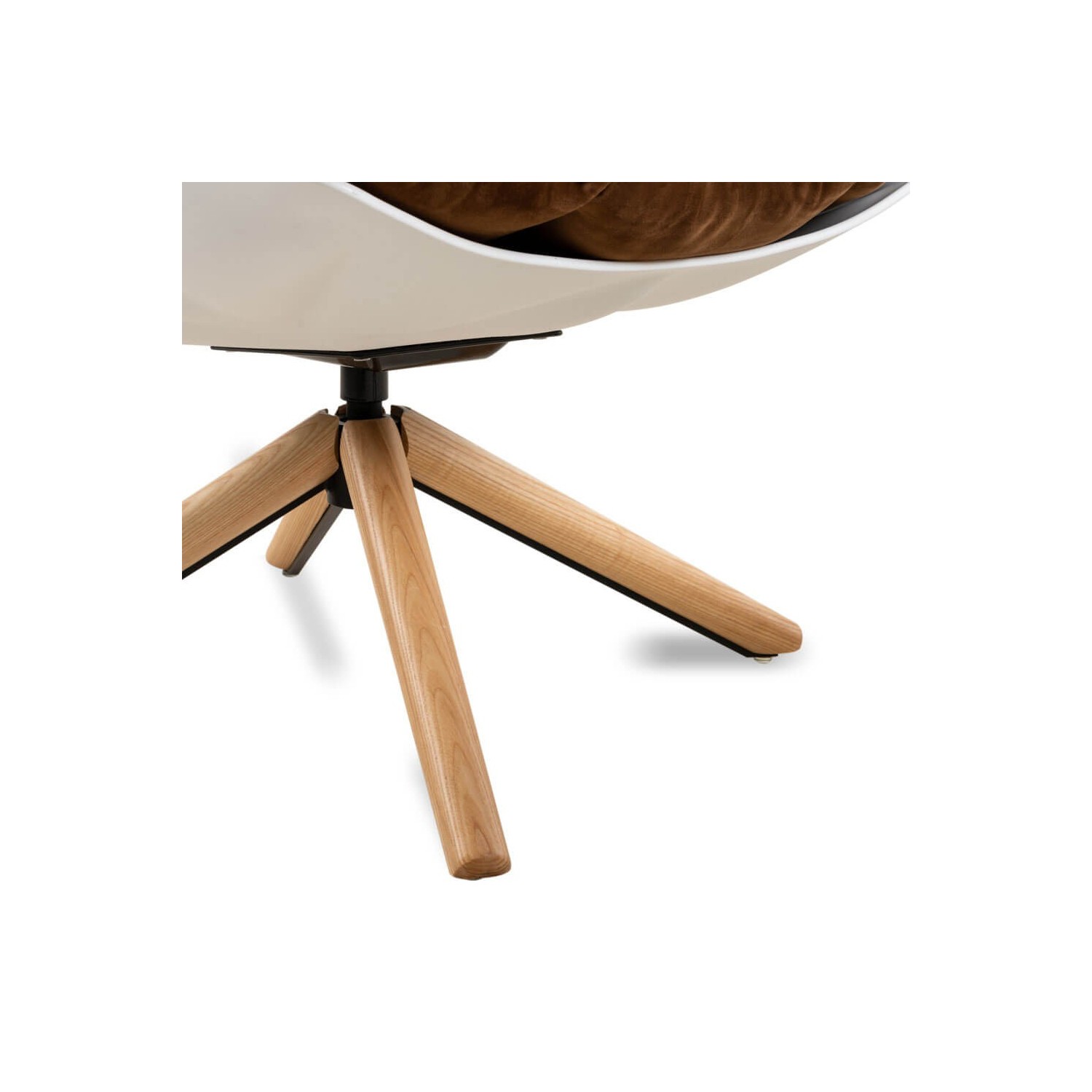 Replika designového křesla Husk od skvělé designérky Patricie Urquioly