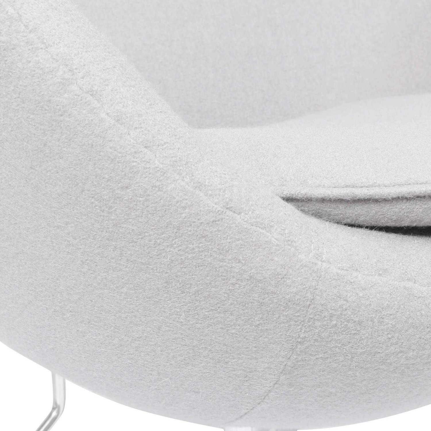 Arne Jacobsen Replica Egg Chair in Cashmere