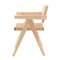 Replica Chandigarh stoel met armen door ontwerper Pierre Jeanneret 